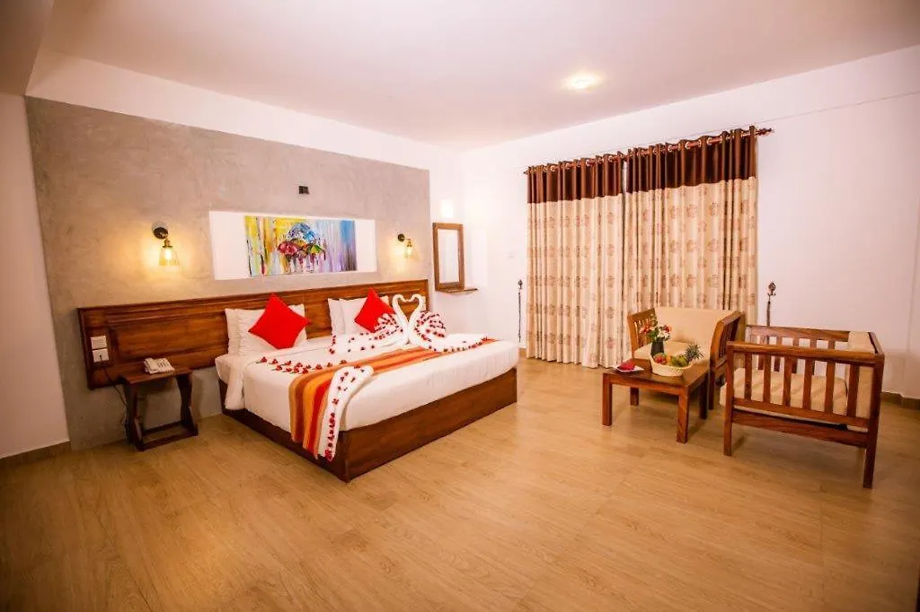 *** Hotel Seasons Villa - Nuwara Eliya Sri Lanka